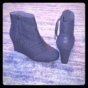 Toms Wedges